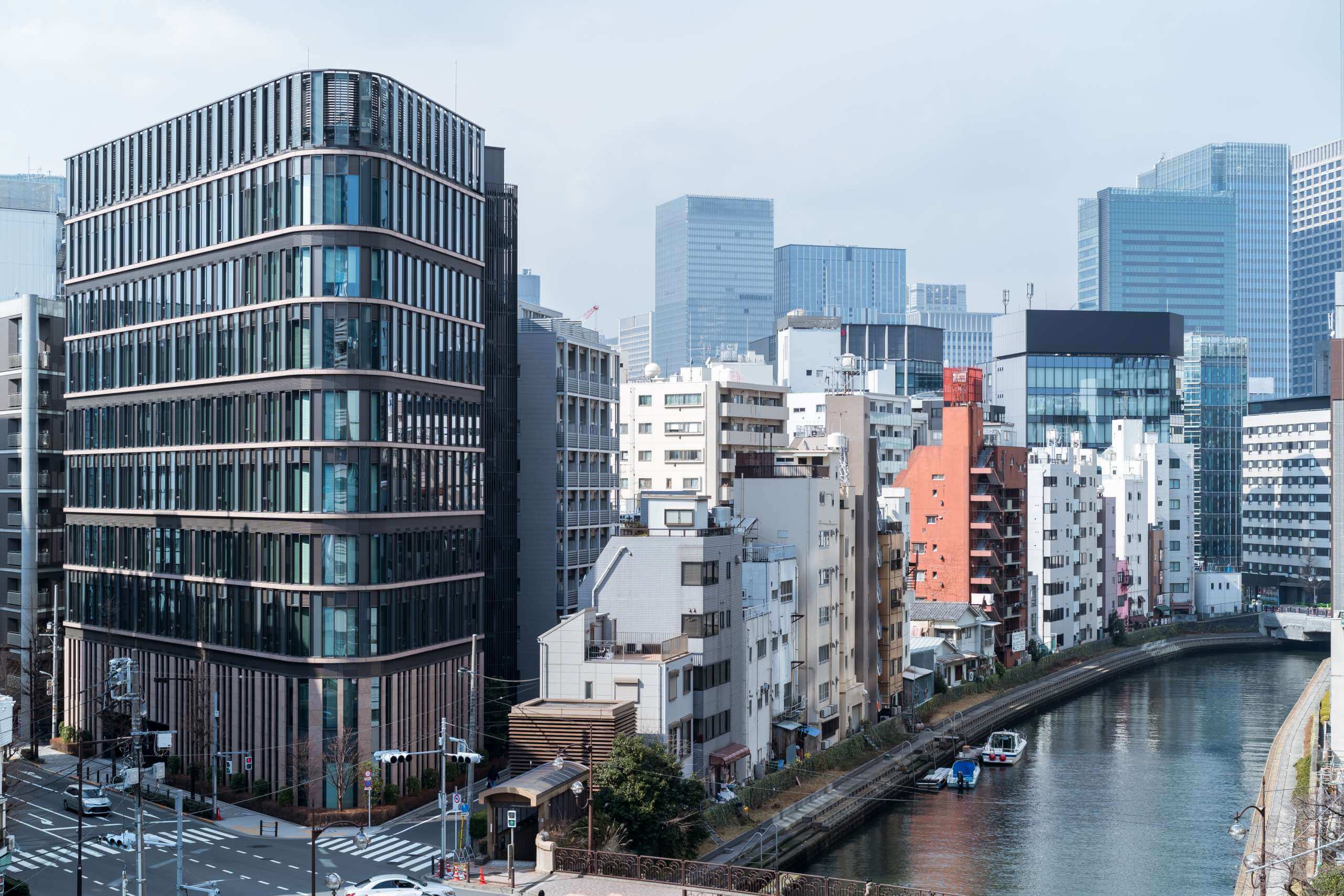 形成外科医を見つけるにはどうすればよいですか?