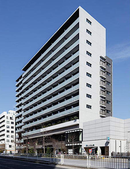 コンフォリア東新宿ステーションフロントの外観